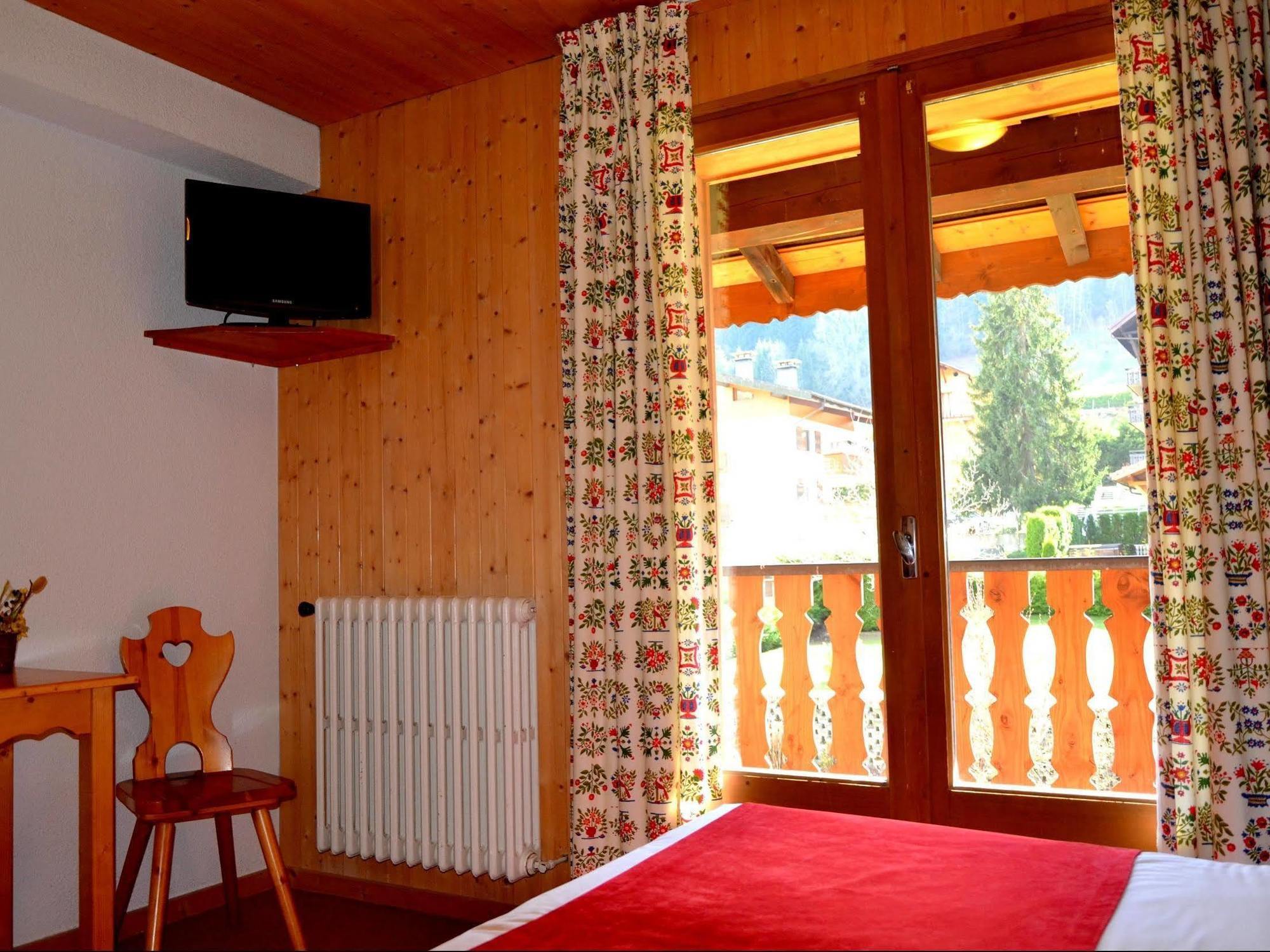 Hotel Les Bruyeres Morzine Zewnętrze zdjęcie