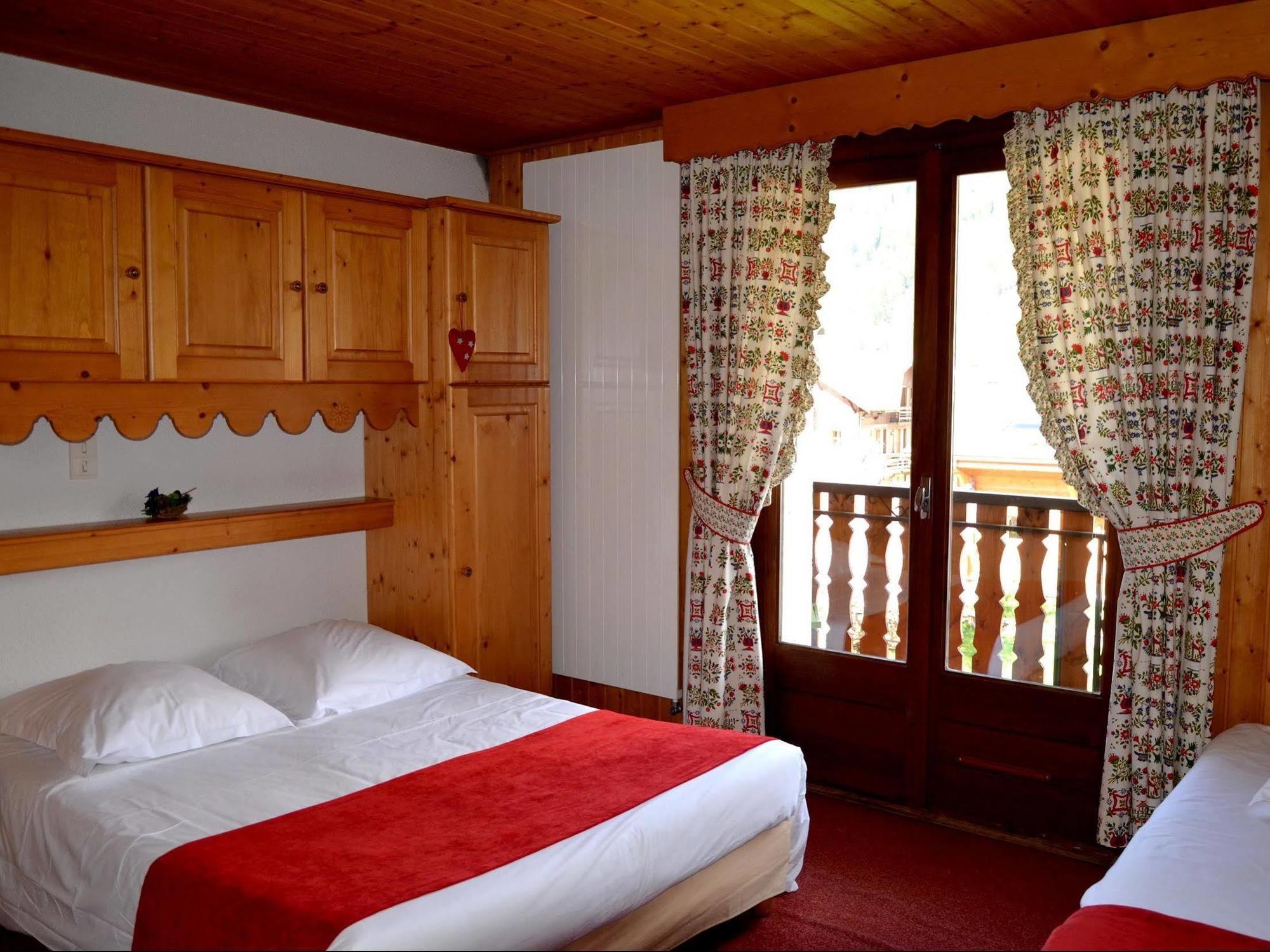 Hotel Les Bruyeres Morzine Zewnętrze zdjęcie